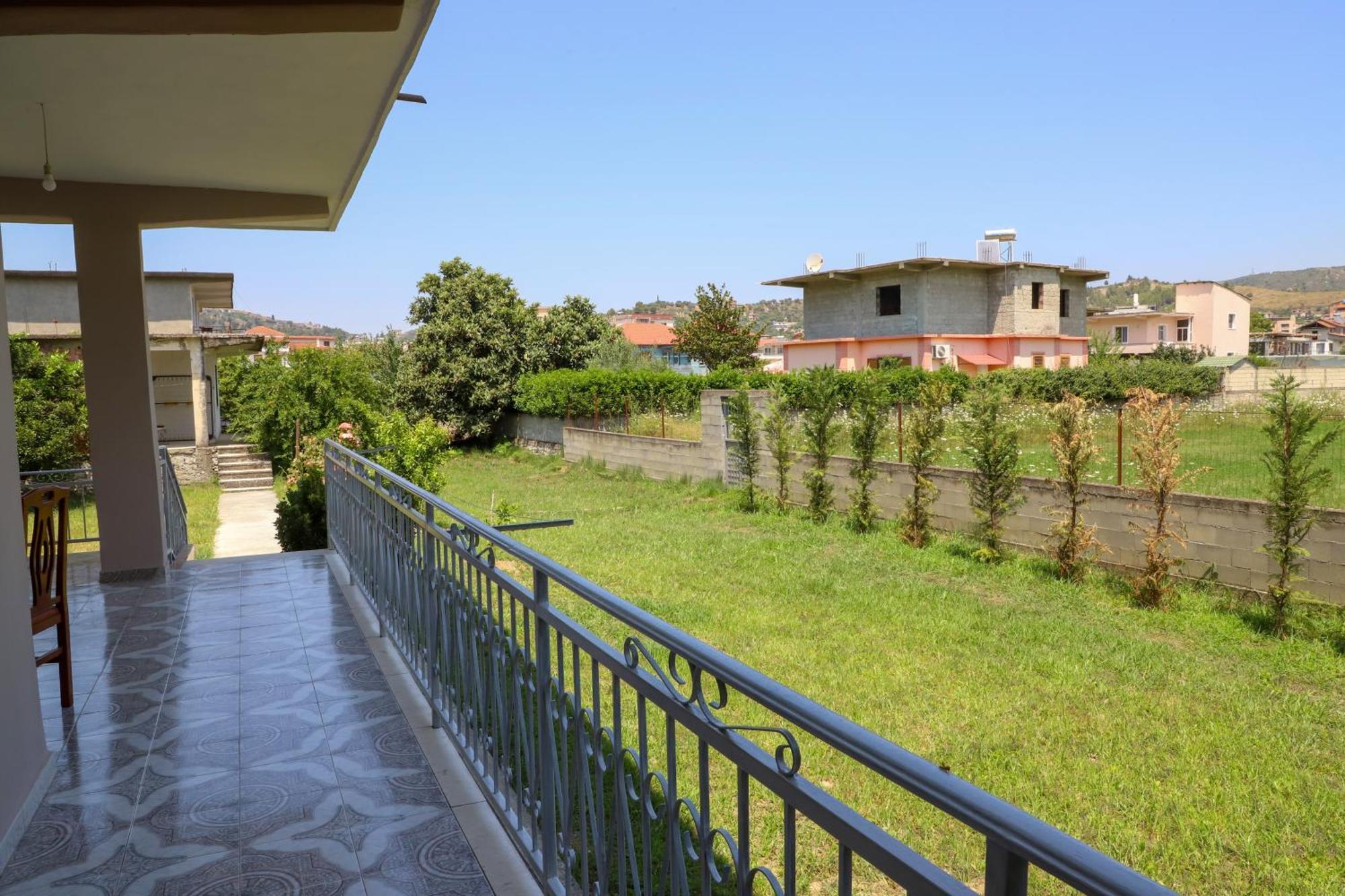 Villa Fjorentin Berat Ngoại thất bức ảnh