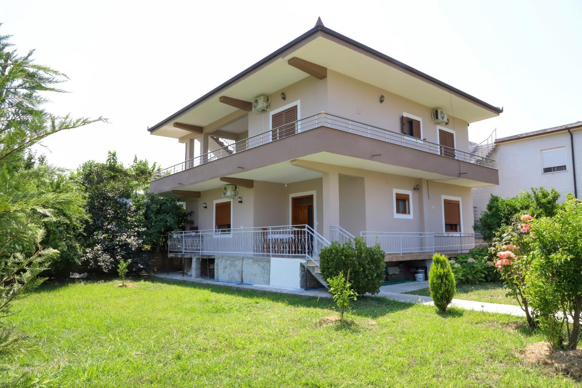 Villa Fjorentin Berat Ngoại thất bức ảnh